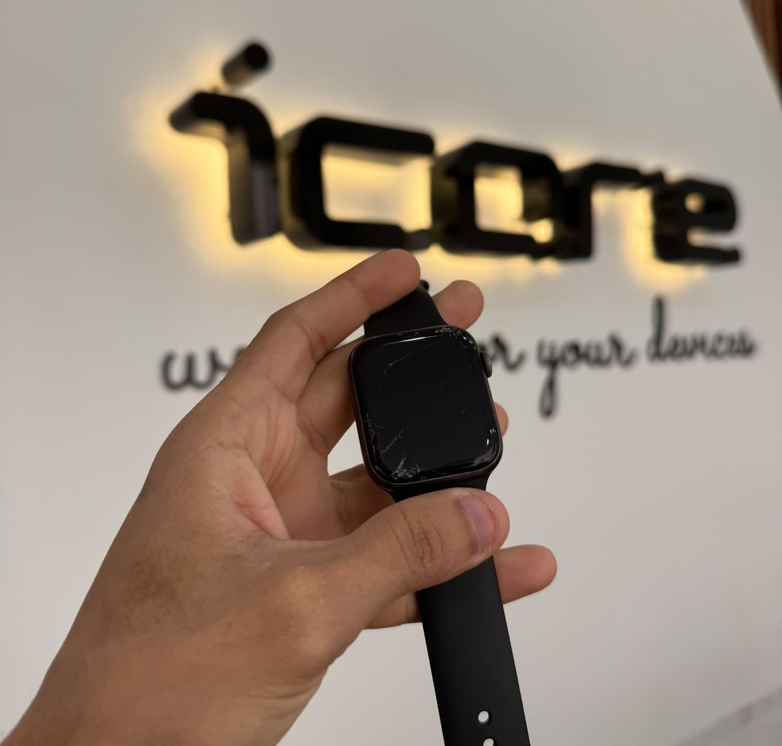 Apple Watch before front glass replacement at ICARE Mobile Service